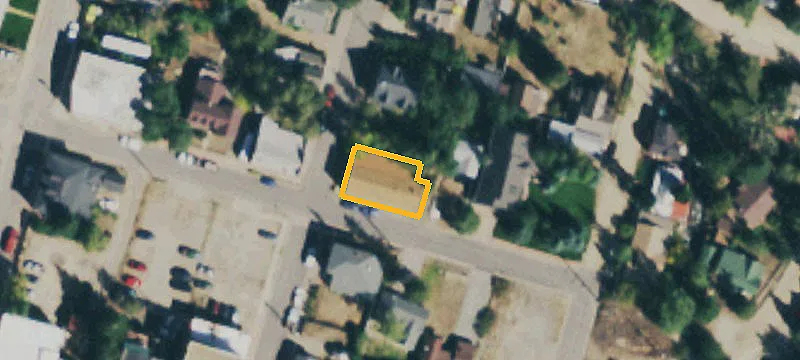 700 Taos St