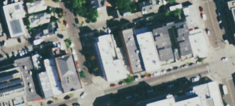 1611 Pearl St