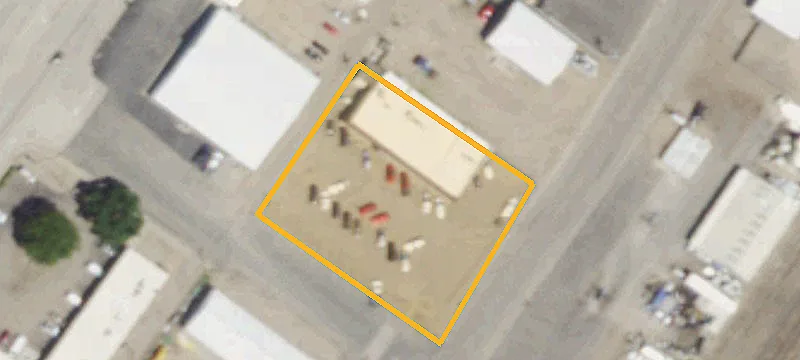 106 3rd St