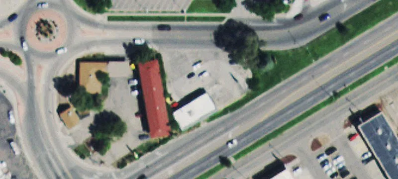 1516 Main St