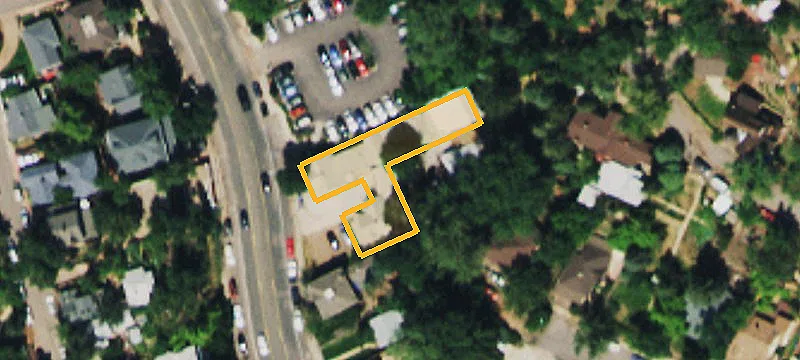 1126 Manitou Ave