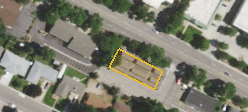 1355 Riverside Ave