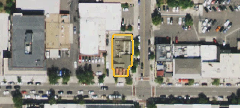2609 Main St