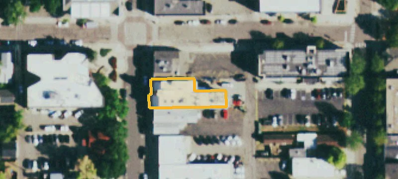 732 Main St