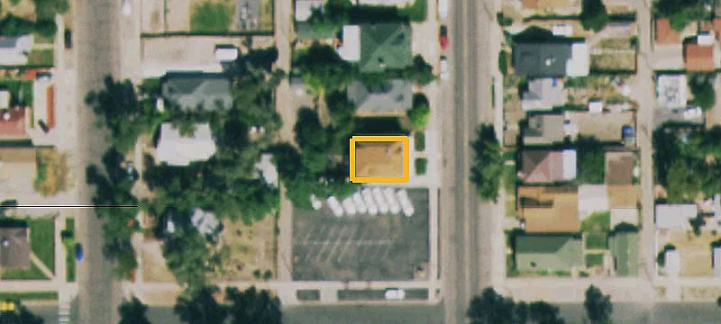 1033 Evans Ave