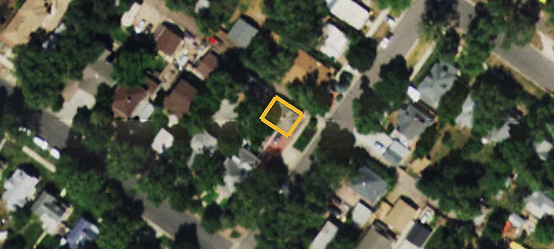 12 11th St