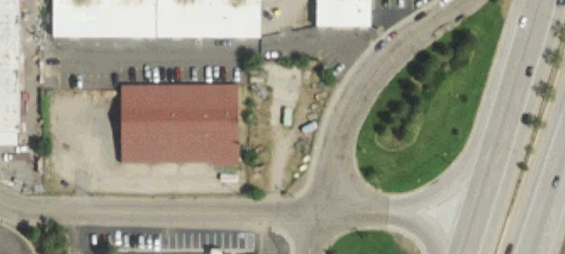 3275 Santa Fe Dr