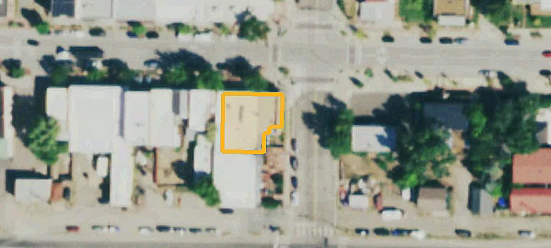 401 Main St
