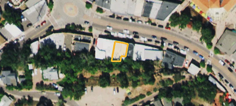 945 Manitou Ave
