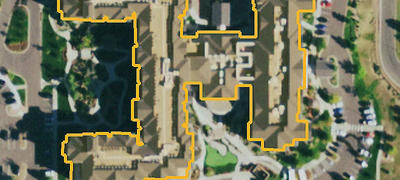400 Smt Blvd