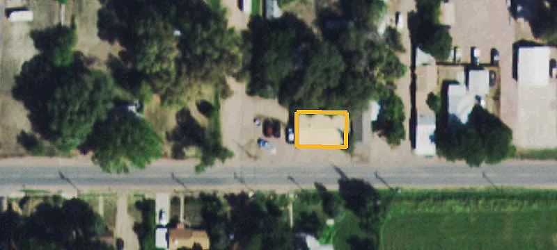 2201 Main St