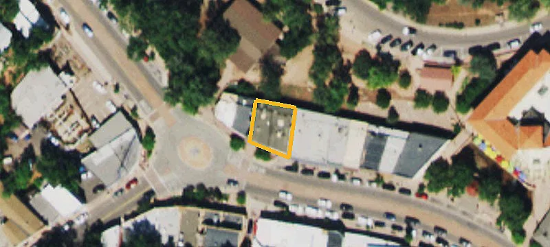 960 Manitou Ave