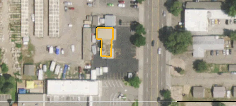 1533 Main St