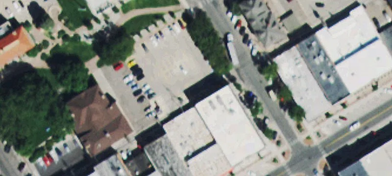 121 6th St