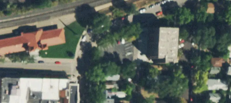 702 Blake Ave