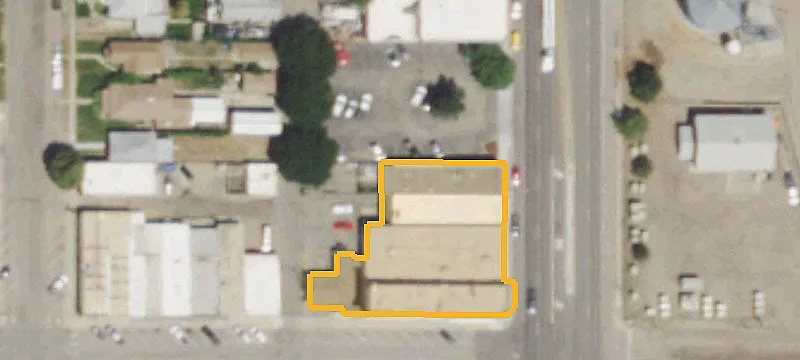 110 Oak Ave