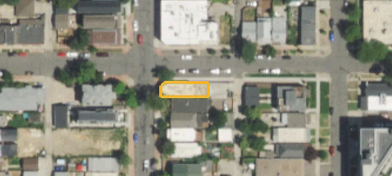 3360 Navajo St