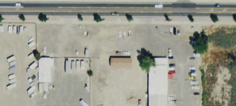 2806 12th Perry Dr
