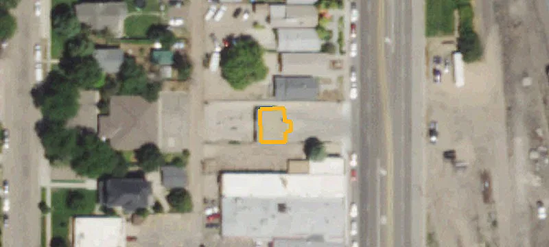 210 Oak Ave