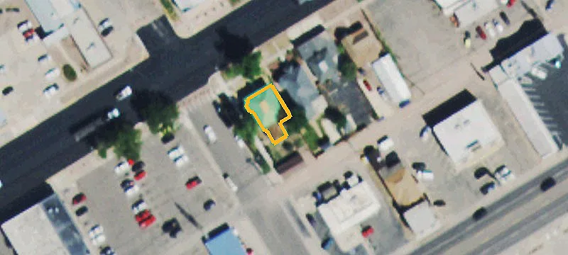 1004 Main St