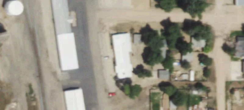 Railroad Ave