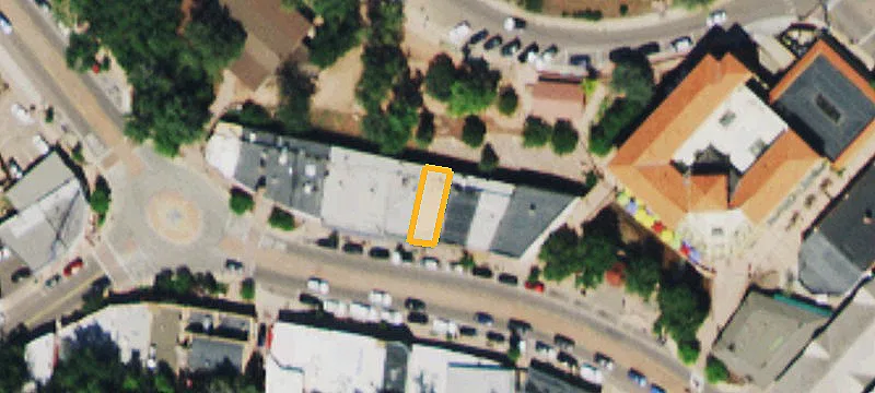 952 Manitou Ave