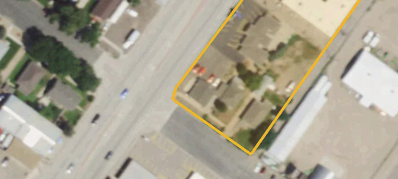 202 2nd St