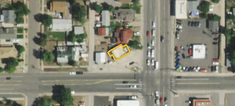 4097 Broadway