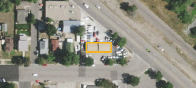 835 Riverside Ave
