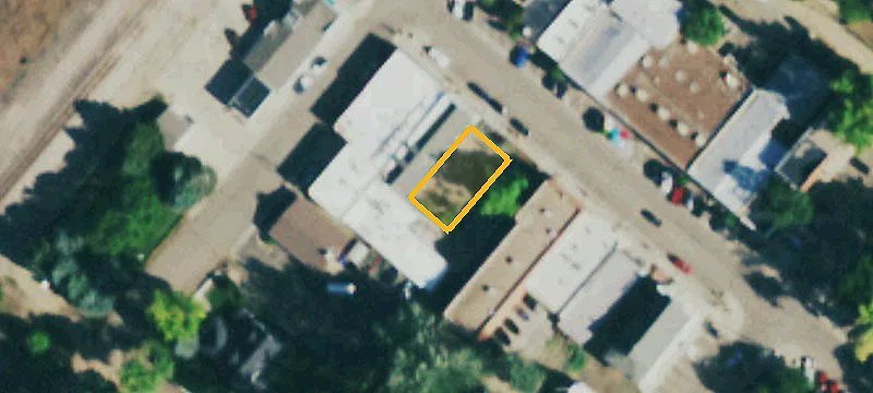 121 2nd Ave