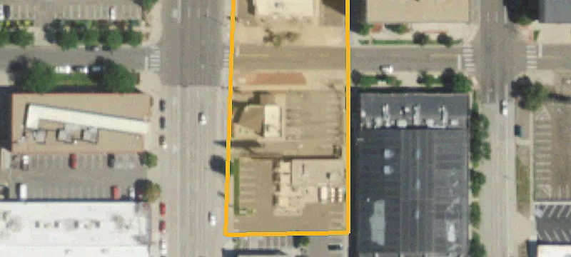 472 Broadway