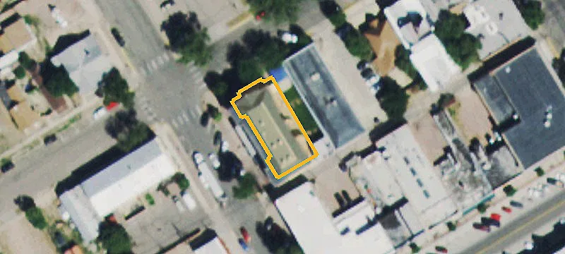 404 Macon Ave