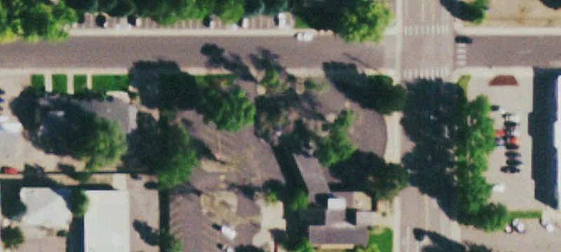 1905 Eisenhower Blvd