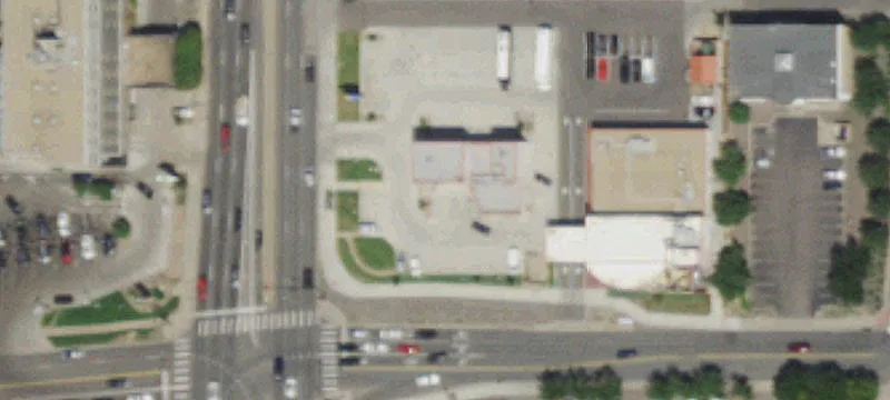 490 Colorado Blvd