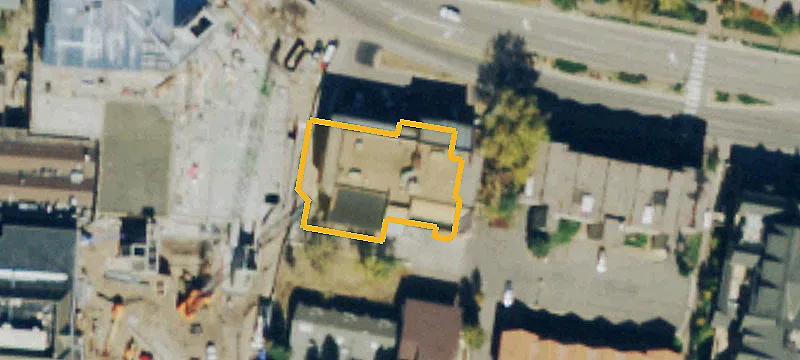 108 Frontage W Rd