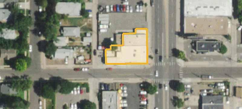 2893 Broadway