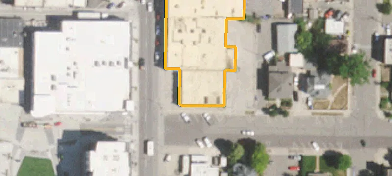 300 Lincoln Ave
