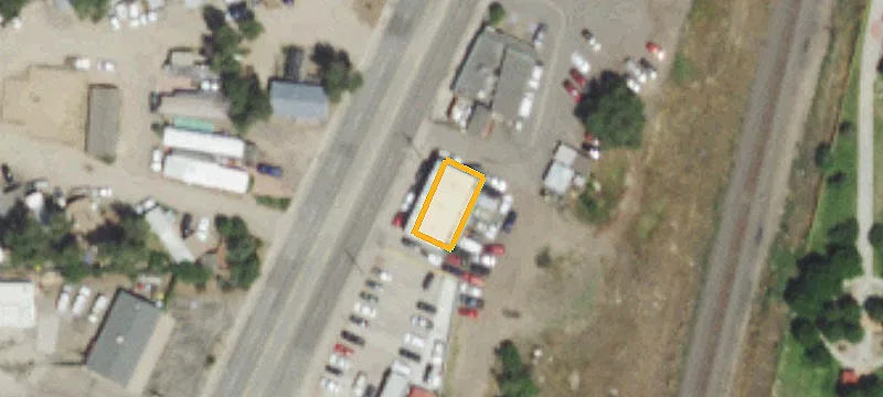 660 Main St