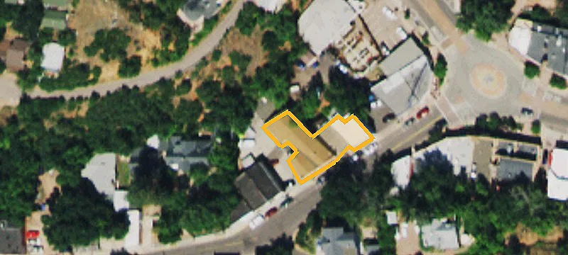 16 Ruxton Ave