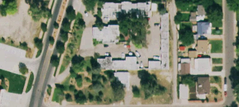 2130 Lk Ave