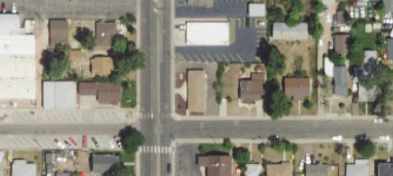 7250 Magnolia St