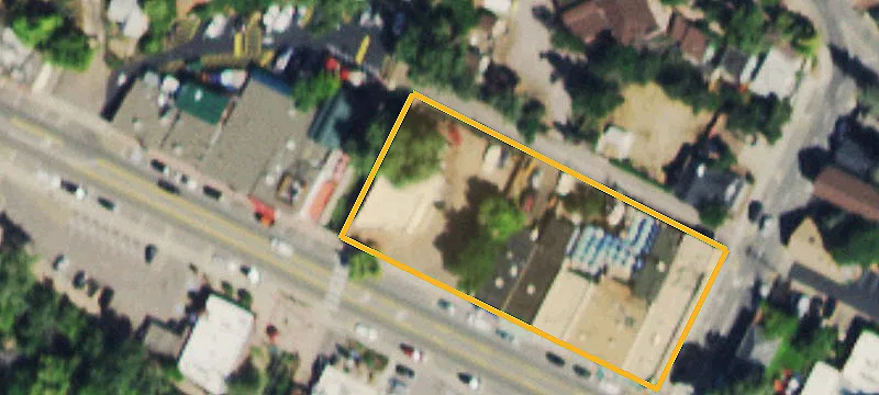 319 Bear Crk Ave