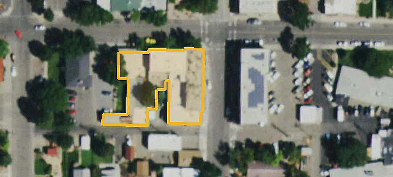 101 3rd St