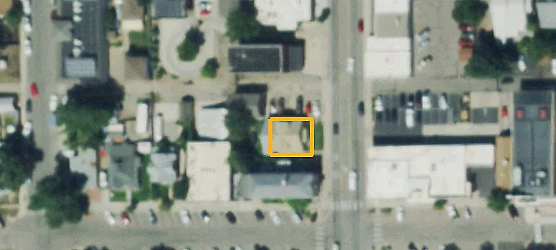 413 Railroad Ave
