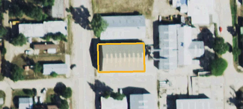 112 Sioux Ave