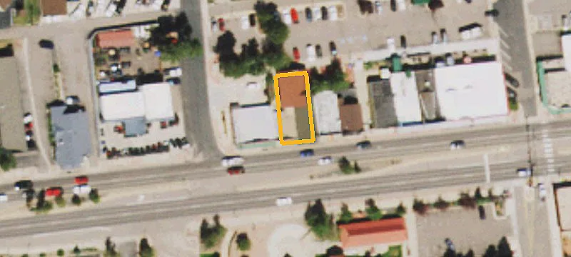 220 Midland Ave