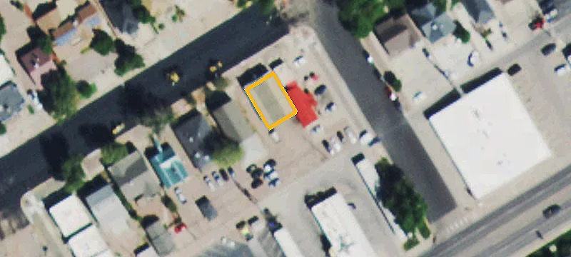 1128 Main St