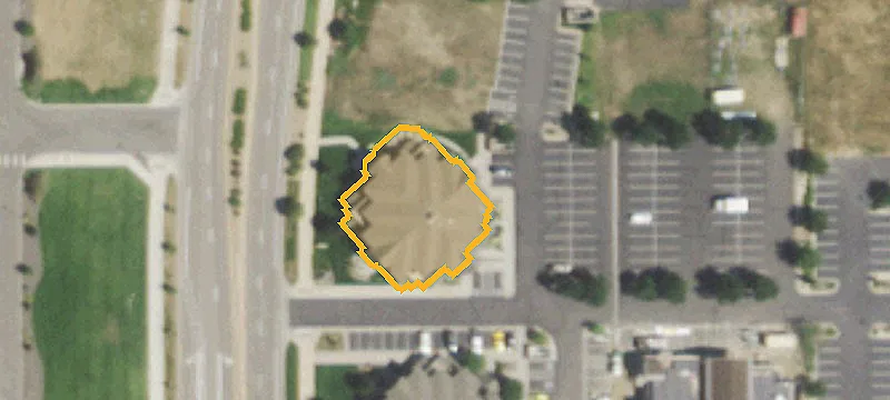 4795 Larimer Pkwy