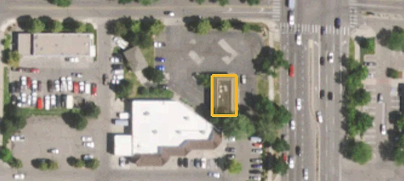121 Kensington Dr