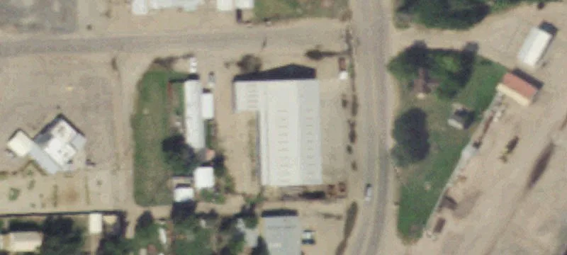 725 2nd St